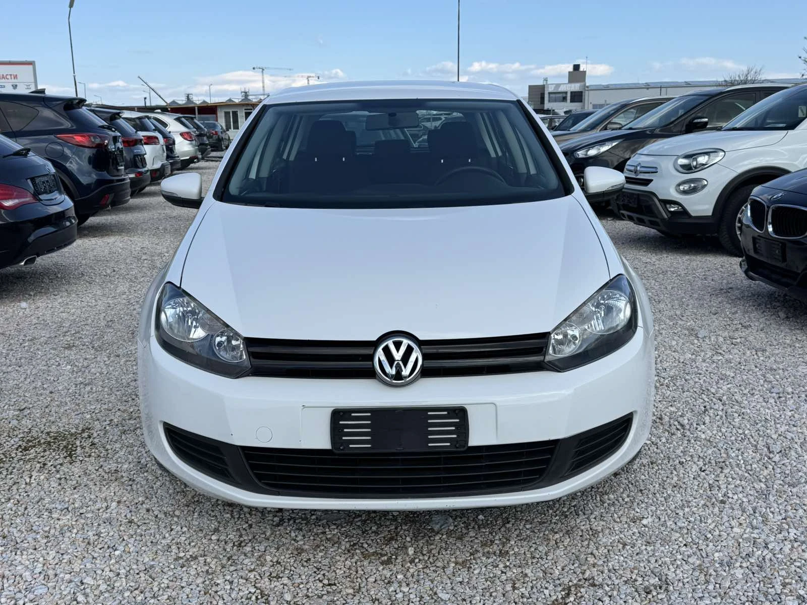 VW Golf 1.4i, снимка 2 - Автомобили и джипове - 54109934