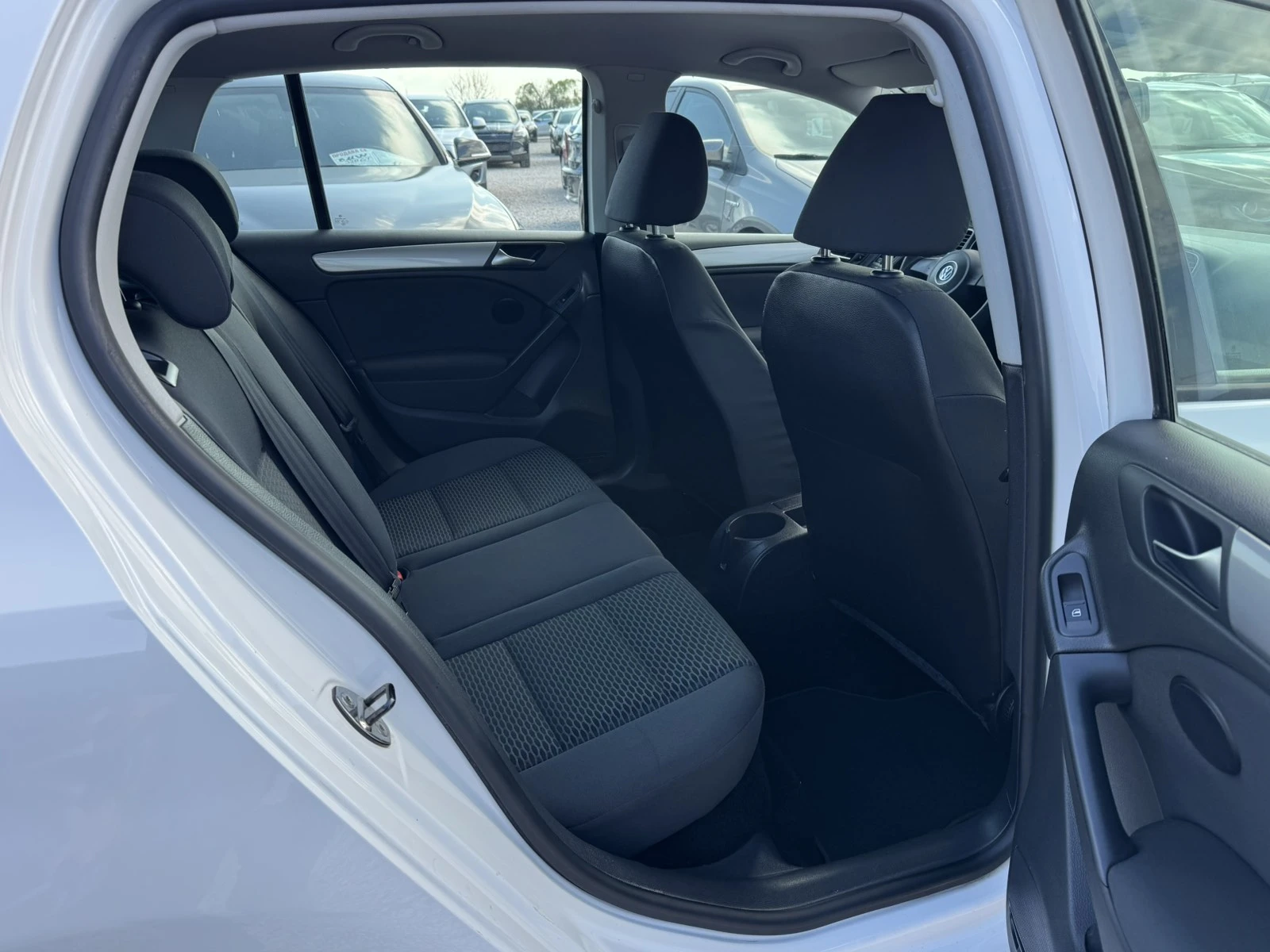 VW Golf 1.4i, снимка 13 - Автомобили и джипове - 54109934