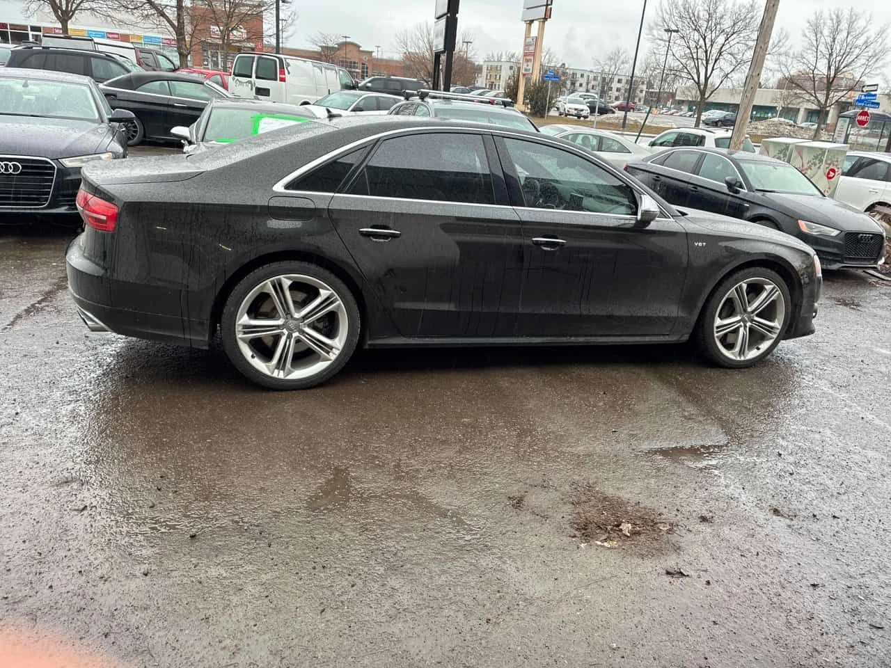 Audi S8 * DISTRONIC * KEYLESS * HEAD-UP * 360 * ОБДУХВАНЕ , снимка 4 - Автомобили и джипове - 54327505