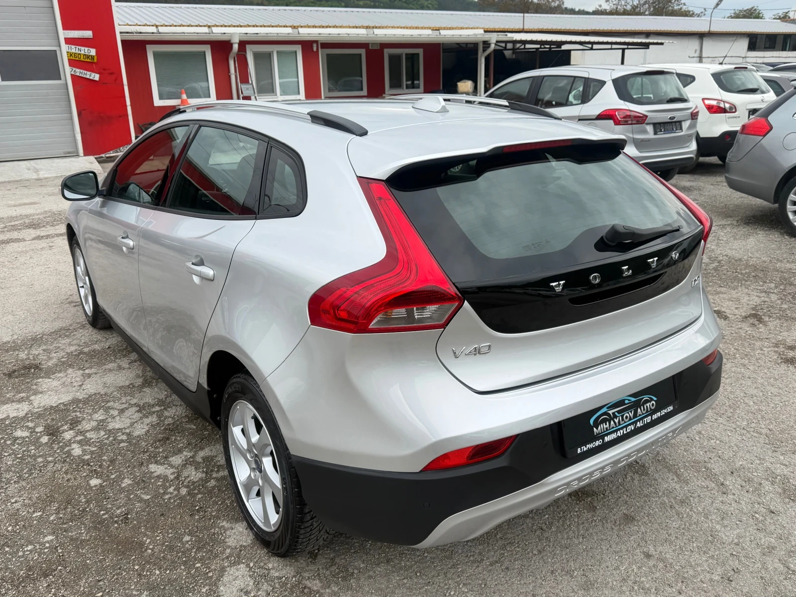Volvo V40 Cross Country 1.6 D2/ПАРКТРОНИК/ЛЕТИ ДЖ., снимка 5 - Автомобили и джипове - 54382177