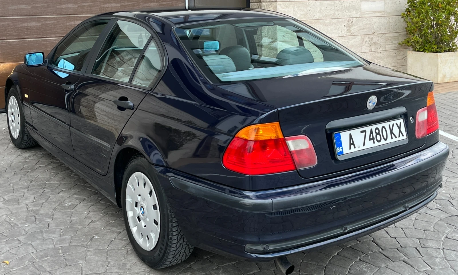 BMW 318 1.8I/AUTOMAT/2003/Г, снимка 3 - Автомобили и джипове - 54493013
