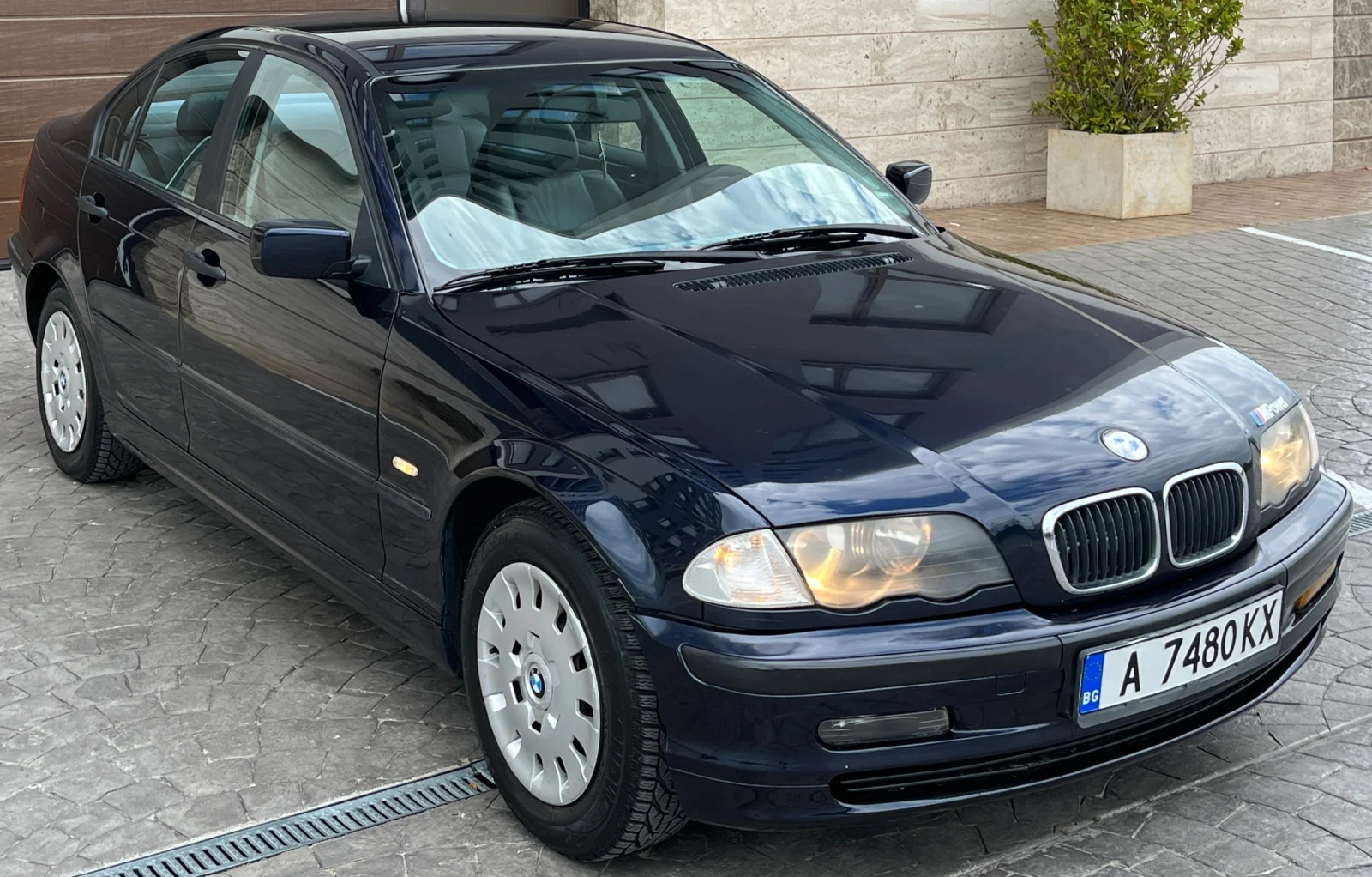 BMW 318 1.8I/AUTOMAT/2003/Г, снимка 10 - Автомобили и джипове - 54493013
