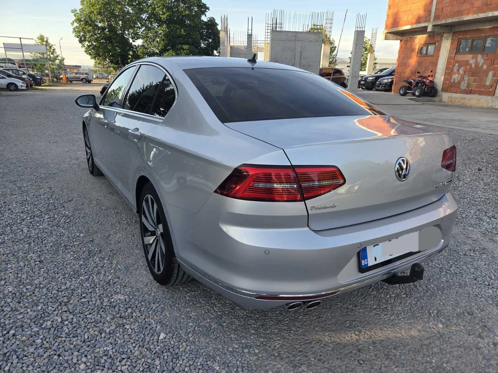 VW Passat Седан, снимка 6 - Автомобили и джипове - 54740842