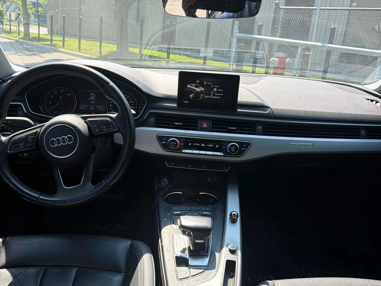 Audi A4 * CARFAX * ПЕРФЕКТНО СЕРВИЗИРАНА * АВТОКРЕДИТ * , снимка 9 - Автомобили и джипове - 55245514