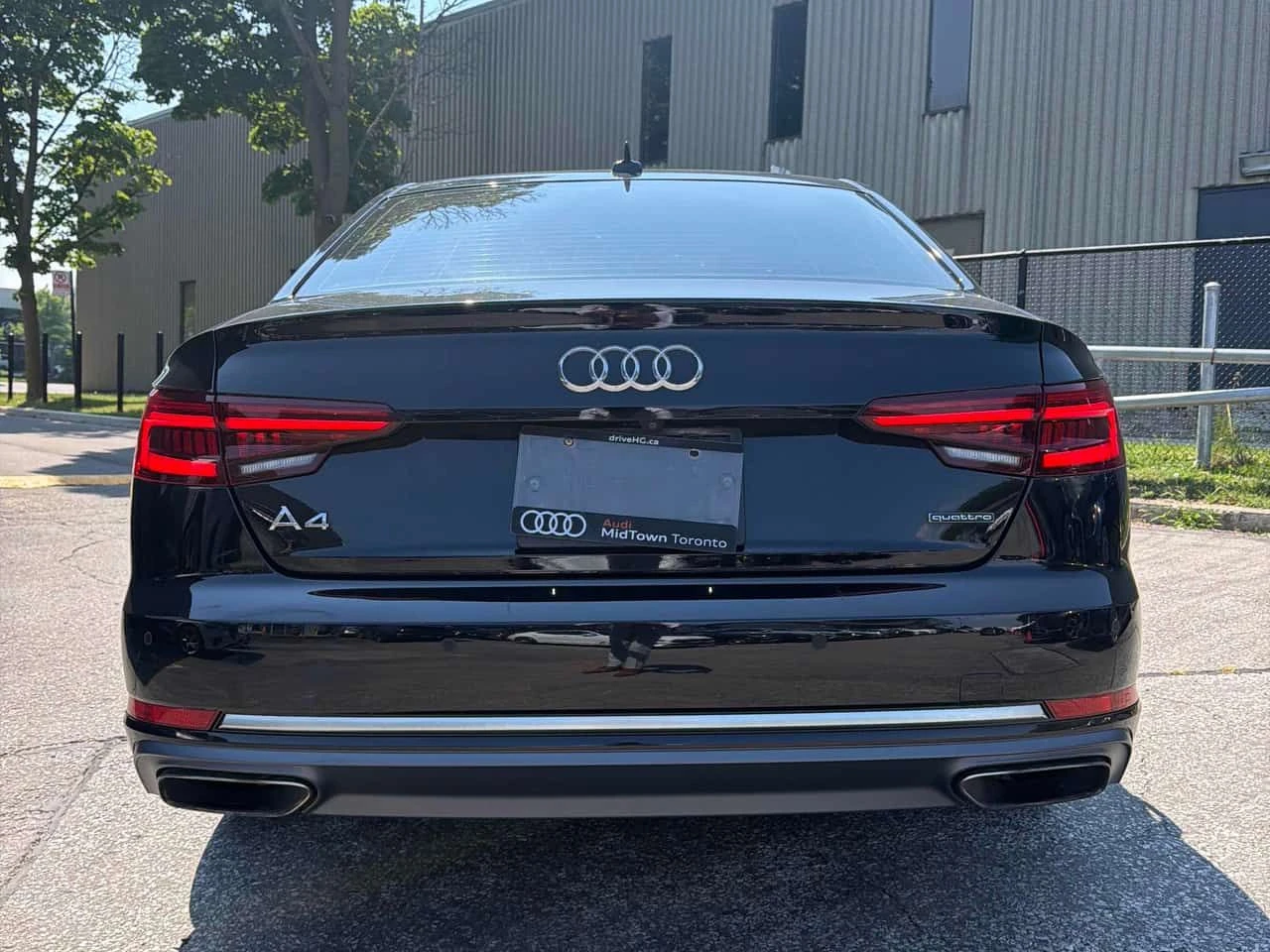 Audi A4 * CARFAX * ПЕРФЕКТНО СЕРВИЗИРАНА * АВТОКРЕДИТ * , снимка 4 - Автомобили и джипове - 55245514