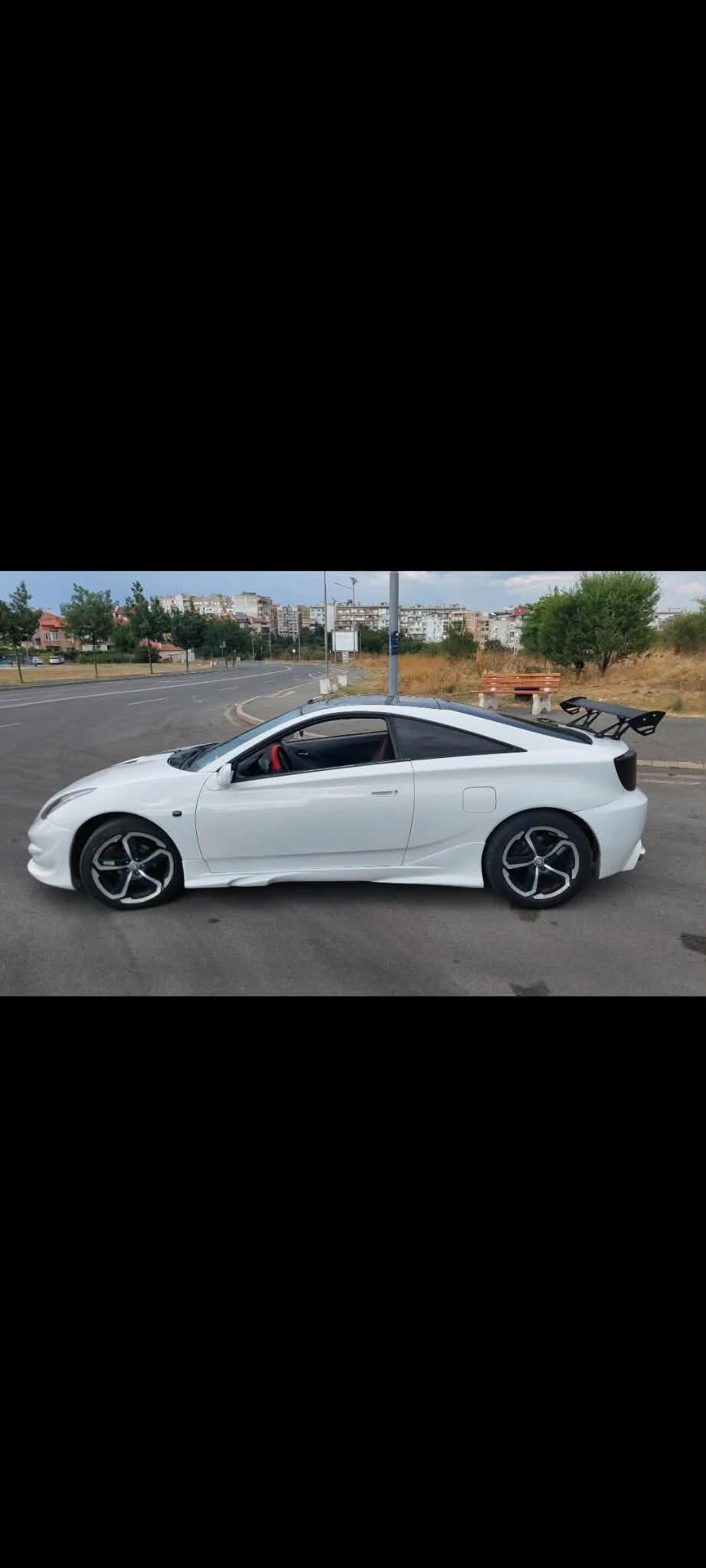 Toyota Celica 1.8 VVTI, снимка 4 - Автомобили и джипове - 55503191