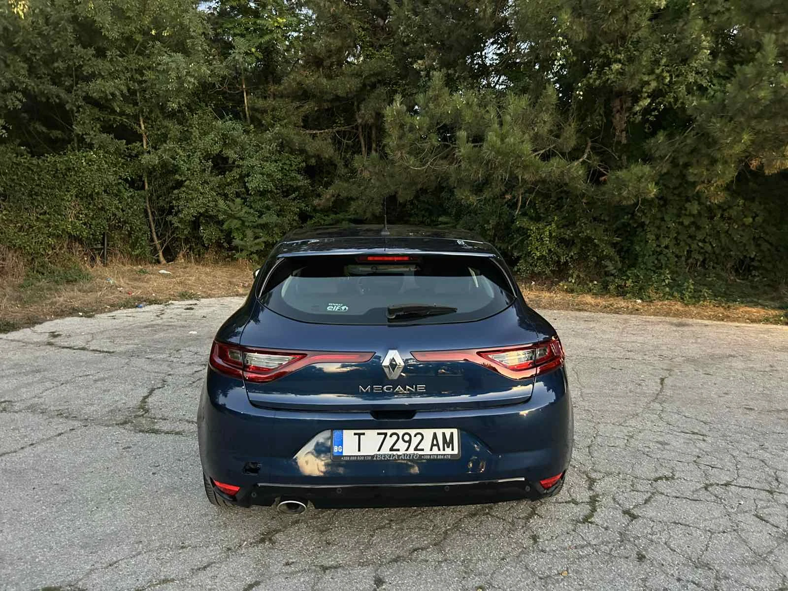 Renault Megane 1.5 dCi, снимка 4 - Автомобили и джипове - 55505000