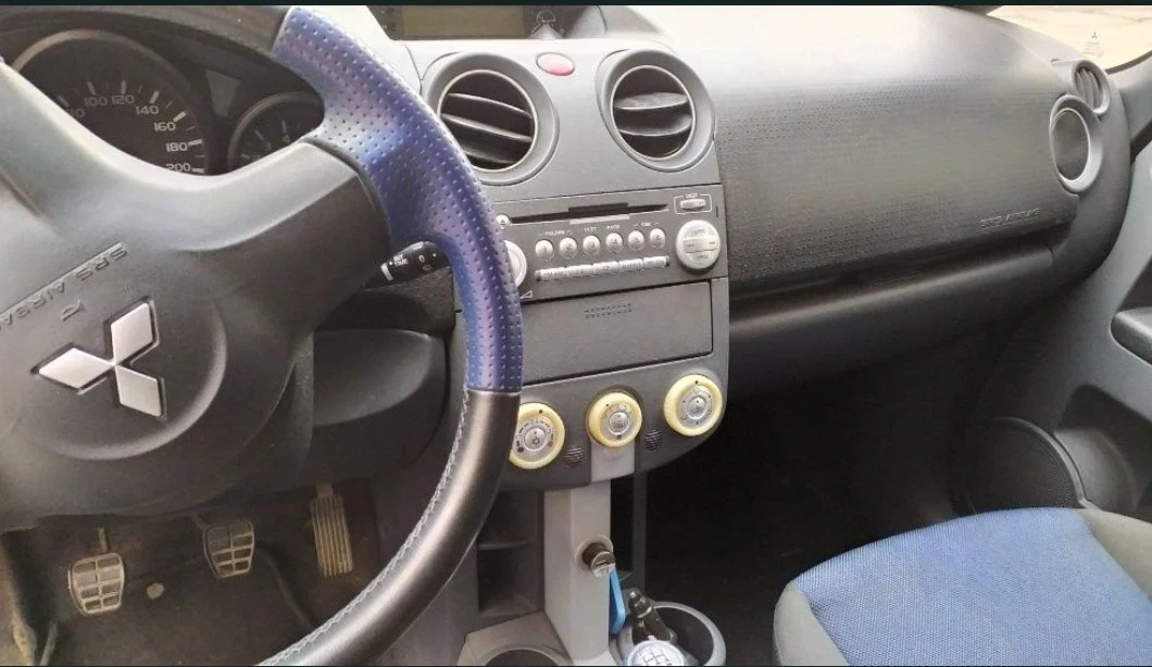 Mitsubishi Colt