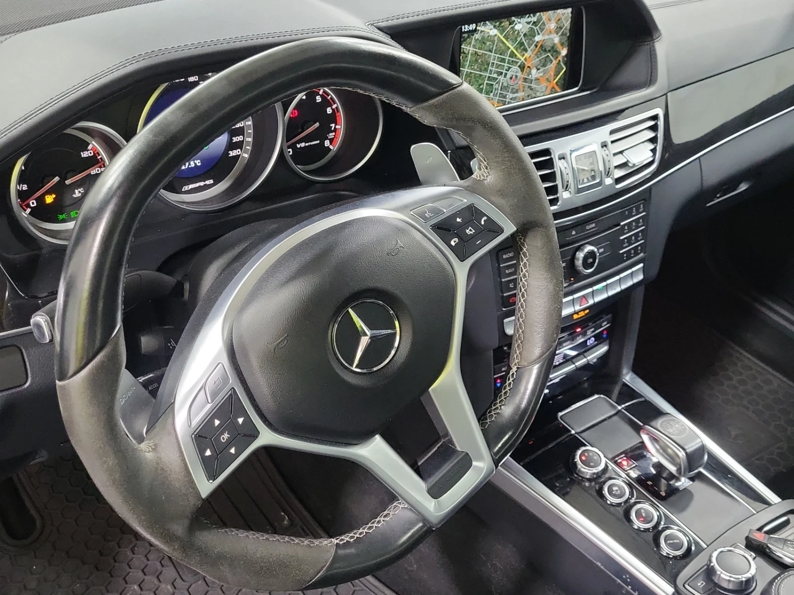 Mercedes-Benz E 63 AMG AMG E 63 S-MODEL* HARMAN KARDON* ОБДУХВАНЕ* CARFAX, снимка 10 - Автомобили и джипове - 56028287