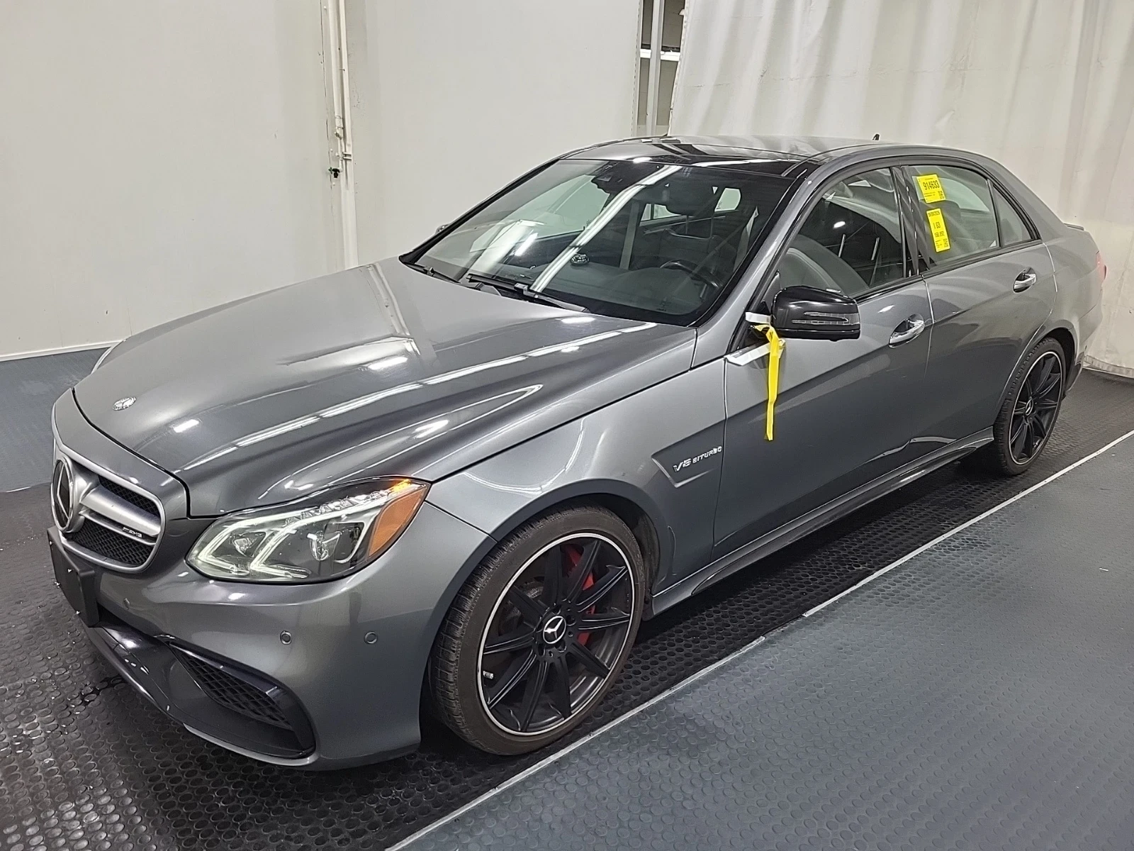 Mercedes-Benz E 63 AMG AMG E 63 S-MODEL* HARMAN KARDON* ОБДУХВАНЕ* CARFAX, снимка 2 - Автомобили и джипове - 56028287