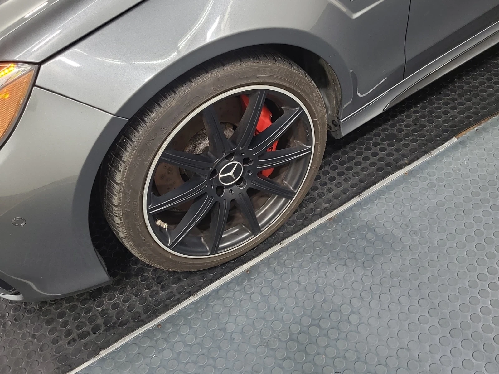 Mercedes-Benz E 63 AMG AMG E 63 S-MODEL* HARMAN KARDON* ОБДУХВАНЕ* CARFAX, снимка 7 - Автомобили и джипове - 56028287