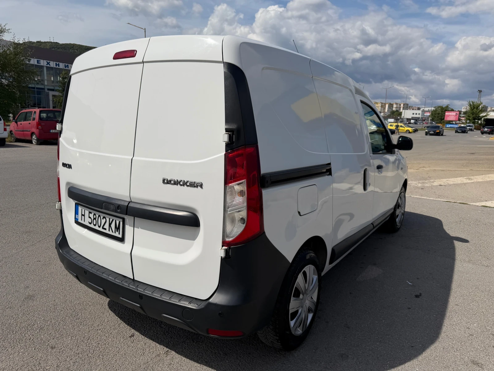 Dacia Dokker 1.5 dci, снимка 5 - Автомобили и джипове - 56082250