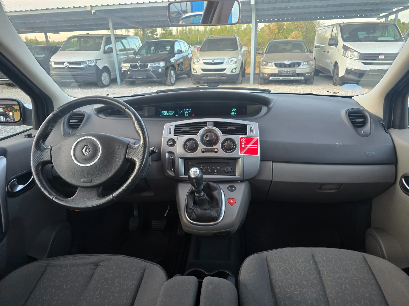 Renault Grand scenic 1.6 БЕНЗИН РЕАЛНИ КИЛОМЕТРИ, снимка 11 - Автомобили и джипове - 56118017