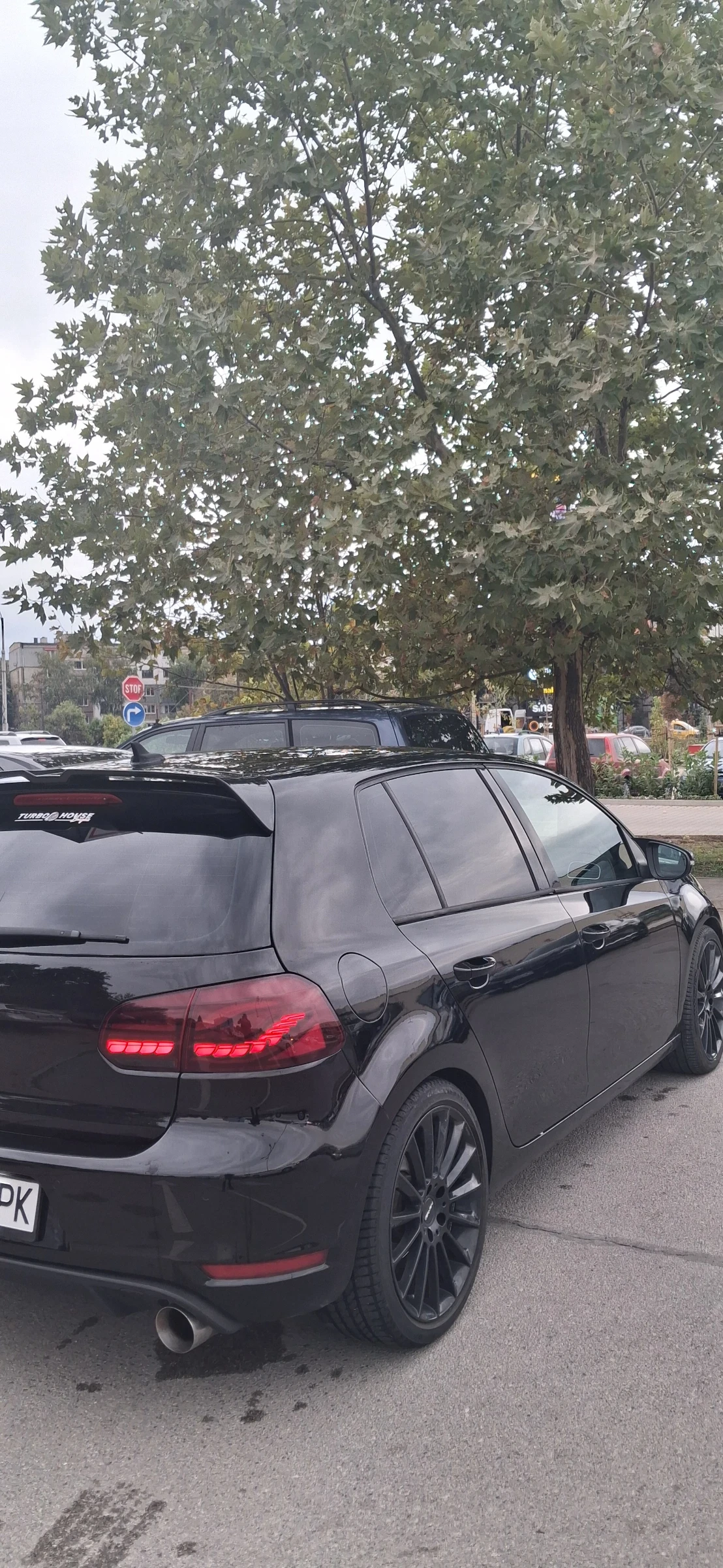 VW Golf 1.6 Газ, снимка 10 - Автомобили и джипове - 56343235