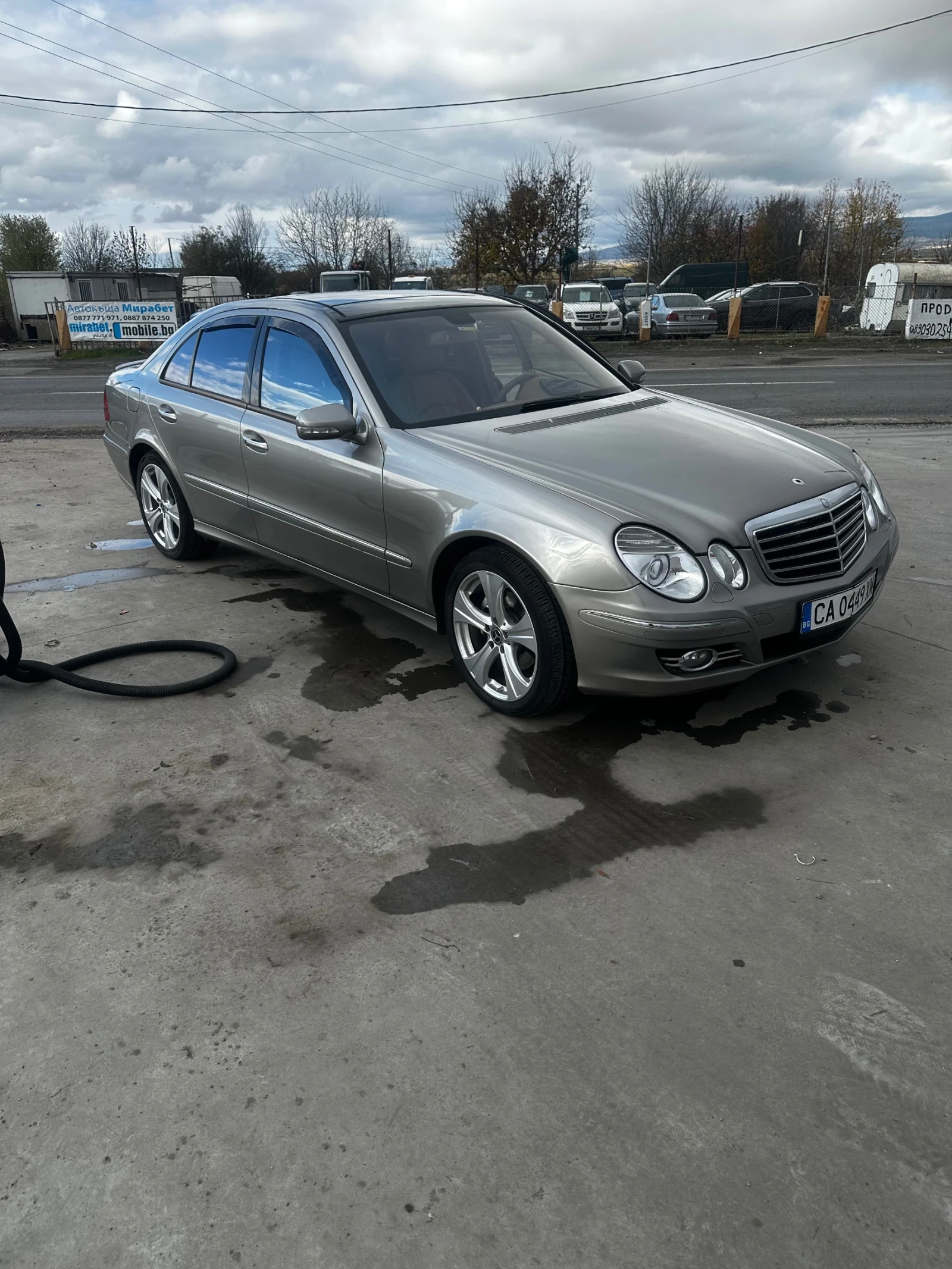 Mercedes-Benz E 320 4x4, снимка 3 - Автомобили и джипове - 56538934
