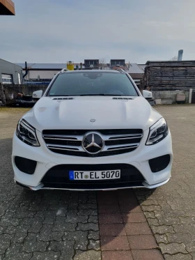 Mercedes-Benz GLE 350d AMG 1