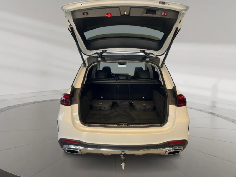 Mercedes-Benz GLE 350 de/AMG/4-MATIC/FACELIFT/BURM/PANO/360/AIRMATIC/, снимка 15 - Автомобили и джипове - 51567971