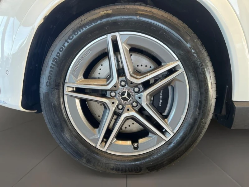 Mercedes-Benz GLE 350 de/AMG/4-MATIC/FACELIFT/BURM/PANO/360/AIRMATIC/, снимка 4 - Автомобили и джипове - 51567971