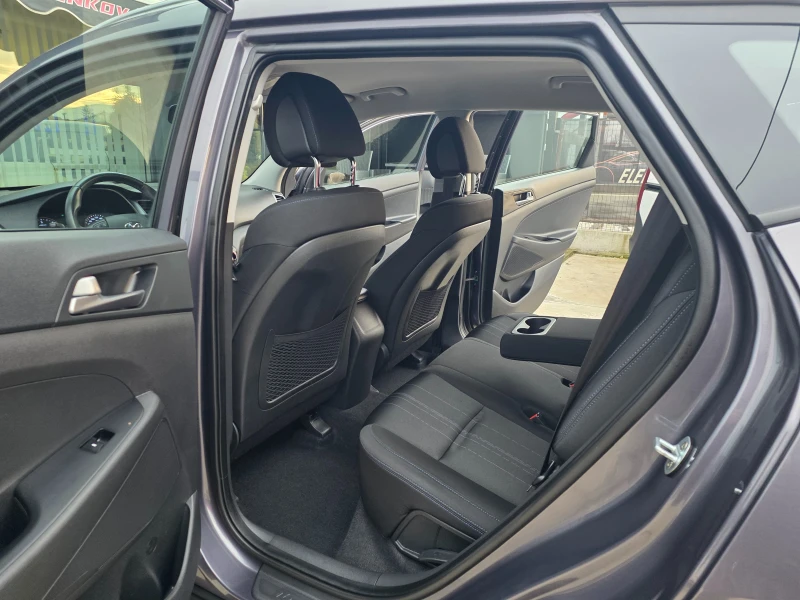 Hyundai Tucson УНИКАТ-104923км 1.7CRDI-116к.с EURO 6b-ШВЕЙЦАРИЯ , снимка 15 - Автомобили и джипове - 52669524