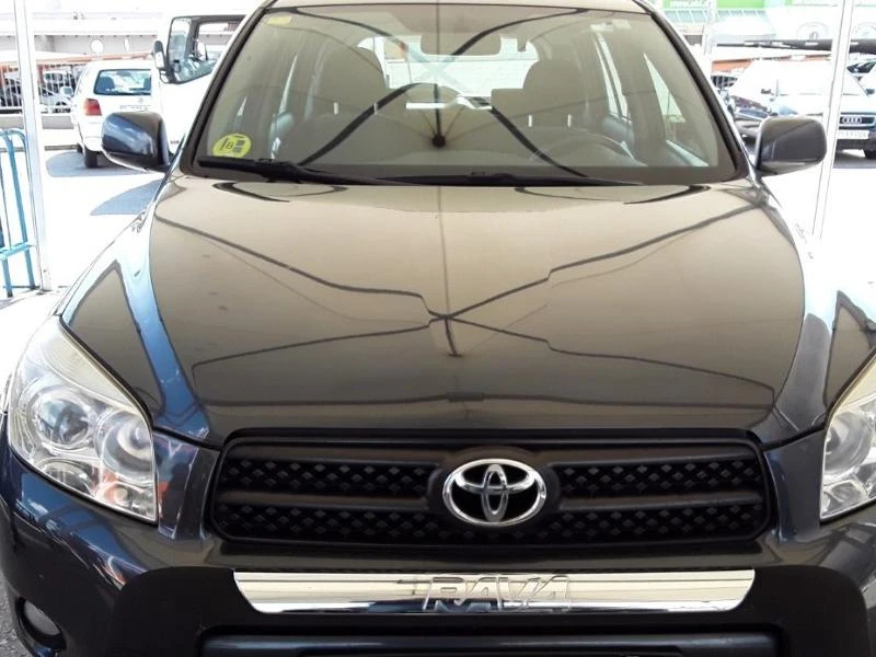 Toyota Rav4 2.2 d-4d+2.0vvt-i, снимка 2 - Автомобили и джипове - 12691000