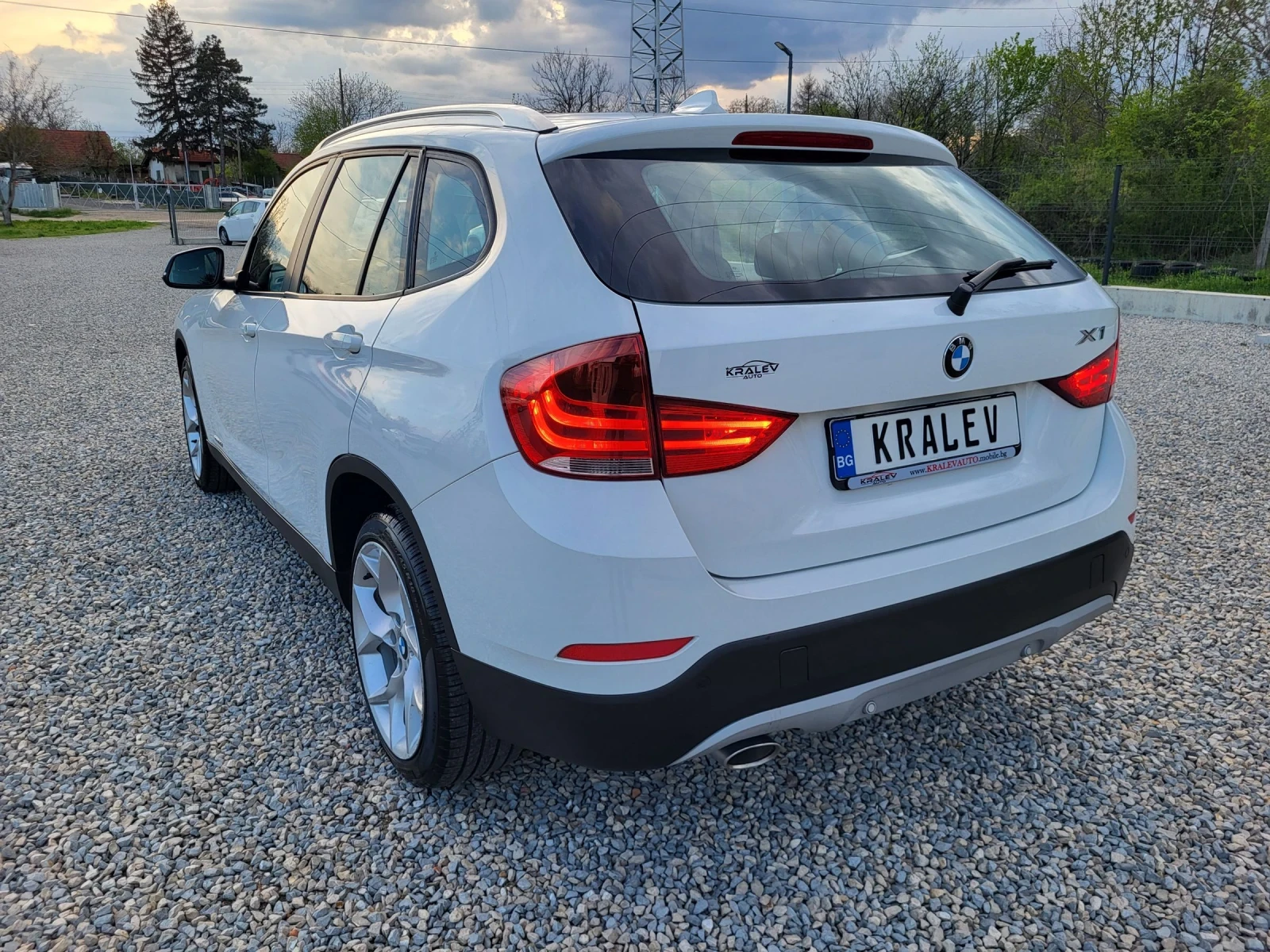 BMW X1 x-Drive 18d  - изображение 3