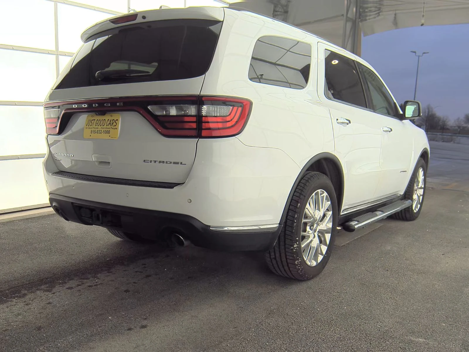 Dodge Durango Citadel/5.7 HEMI/ПОДГРЕВ/ОБДУХВАНЕ/ТВ/КАМЕРА/ - изображение 4