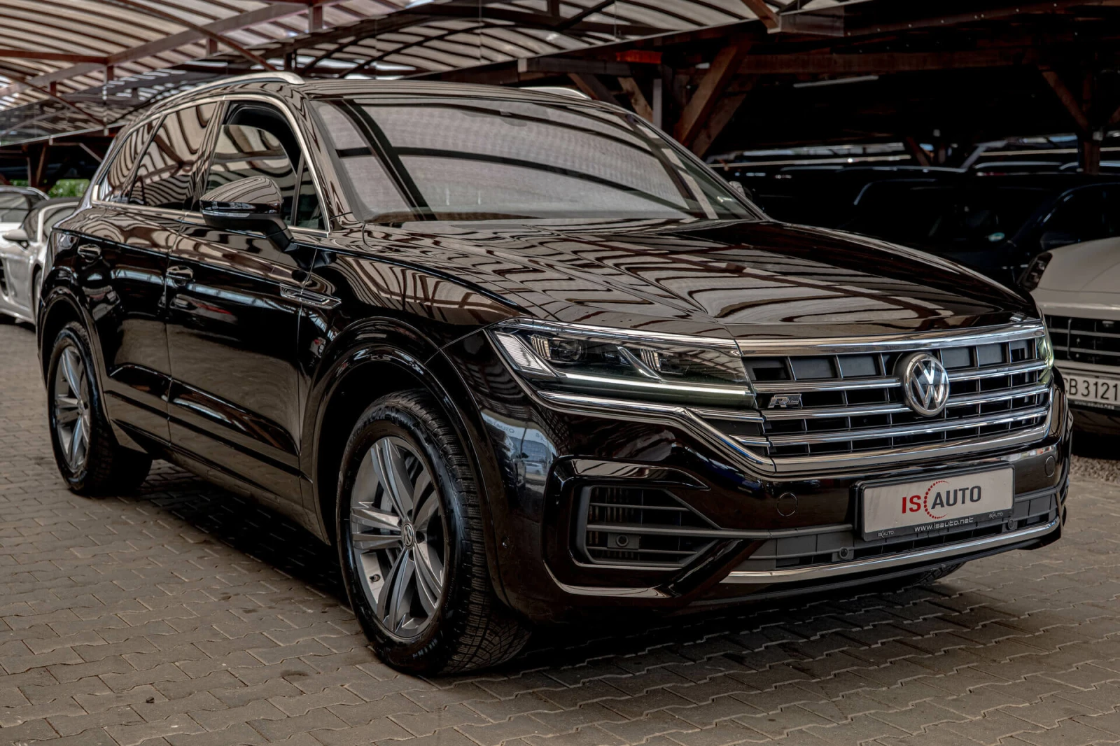 VW Touareg 4.0TDI/Rline/Обдухване/Камера/4Motion/Амбиент - изображение 2