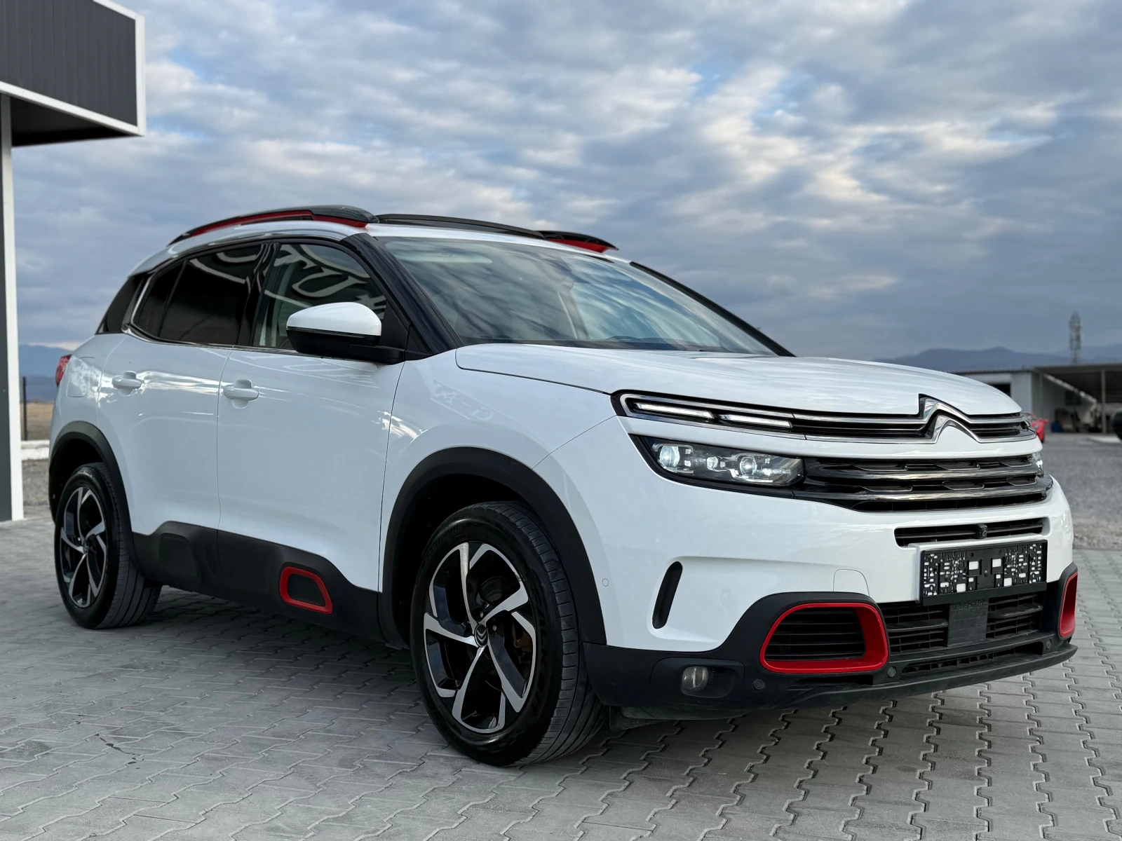 Citroen C5 Aircross 2.0HDI 180 ks Собствен лизинг !!!, снимка 3 - Автомобили и джипове - 53994296