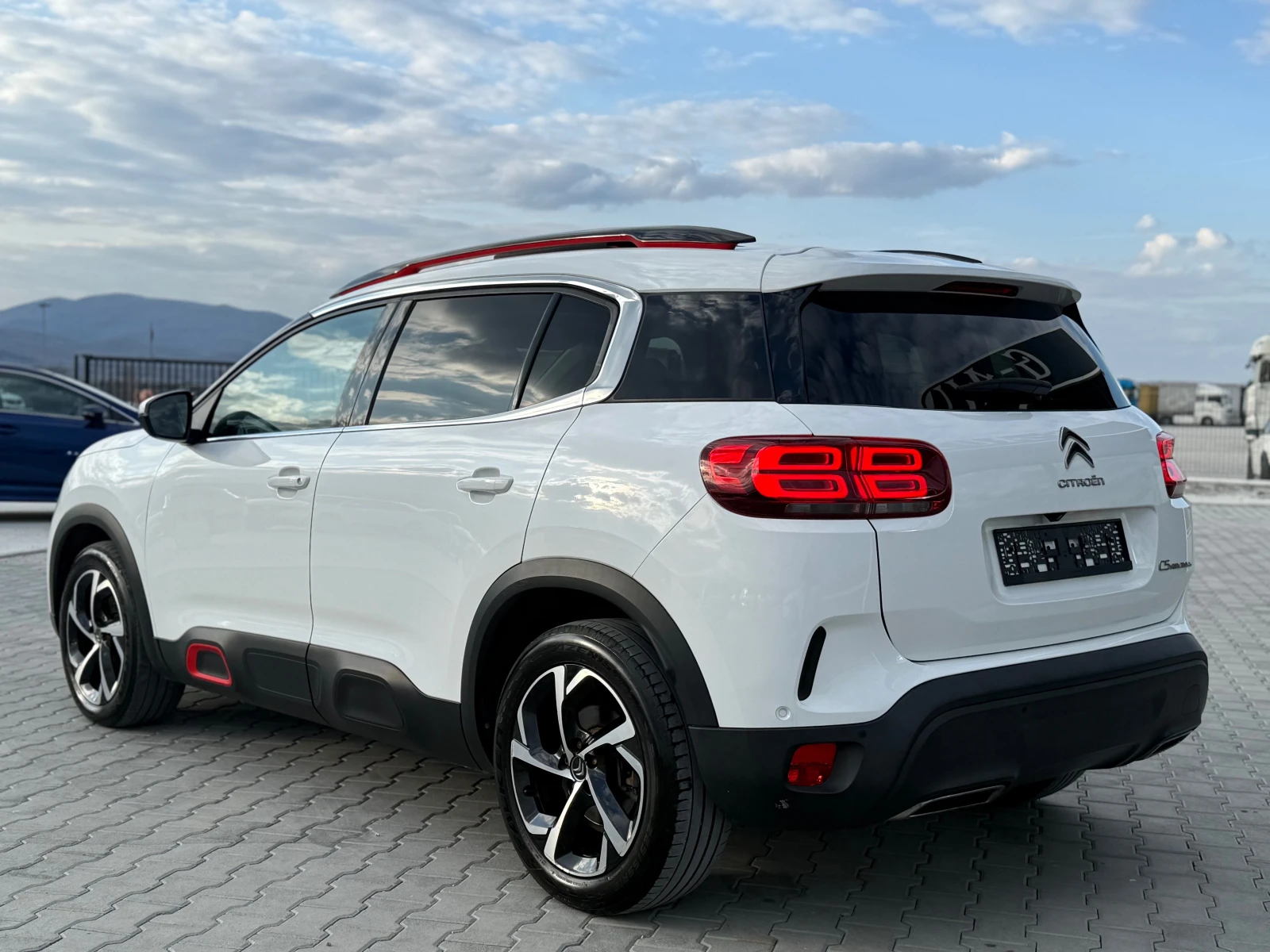 Citroen C5 Aircross 2.0HDI 180 ks Собствен лизинг !!!, снимка 7 - Автомобили и джипове - 53994296