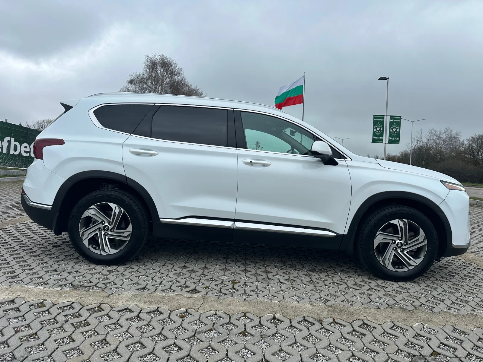 Hyundai Santa fe 2022 yaer 84 000 km нов внос, снимка 3 - Автомобили и джипове - 54030701