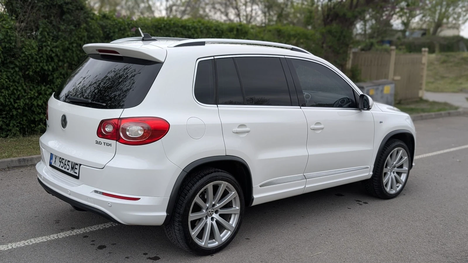 VW Tiguan R-line, снимка 5 - Автомобили и джипове - 54891523