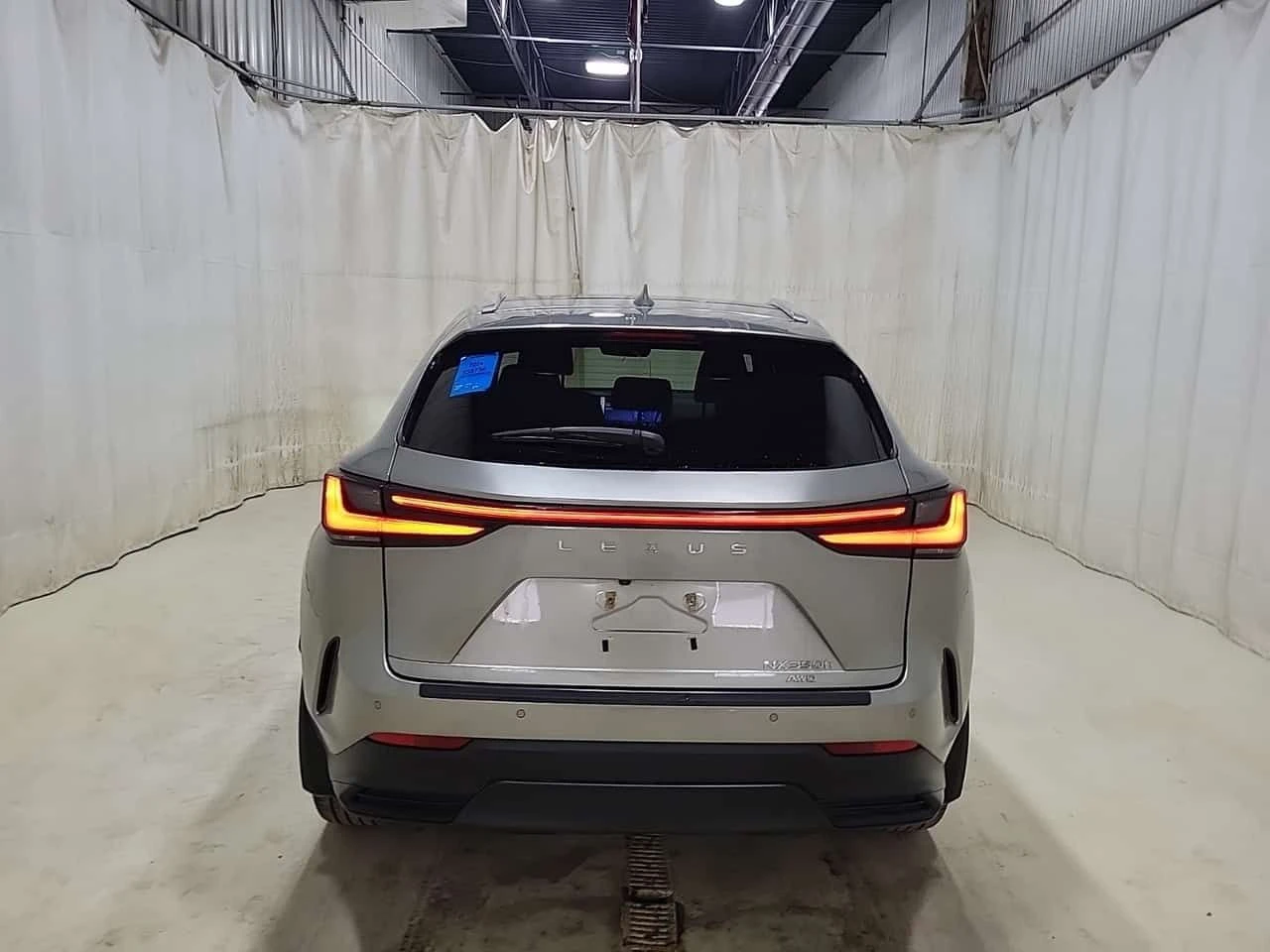 Lexus NX * 350H * АВТОКРЕДИТ БЕЗ ПЪРВОНАЧАЛНА ВНОСКА* , снимка 16 - Автомобили и джипове - 54776679