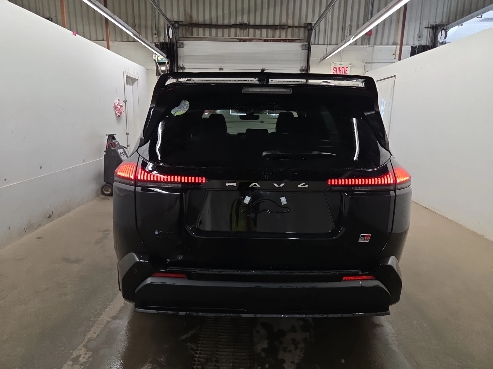 Toyota Rav4 GR SPORT/PHEV/AWD, снимка 4 - Автомобили и джипове - 55112681