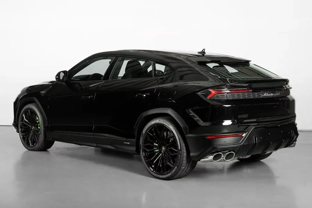 Lamborghini Urus SE / FACELIFT / CERAMIC / HUD / 360 / B&O /, снимка 4 - Автомобили и джипове - 56369828