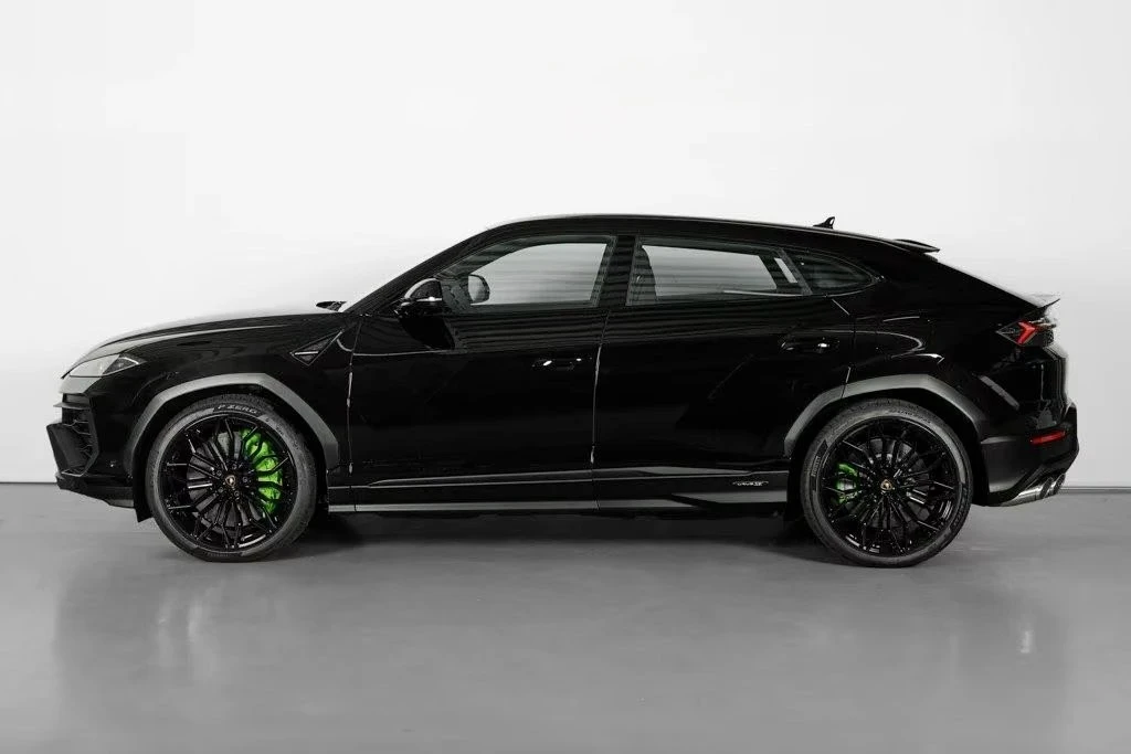 Lamborghini Urus SE / FACELIFT / CERAMIC / HUD / 360 / B&O /, снимка 3 - Автомобили и джипове - 56369828