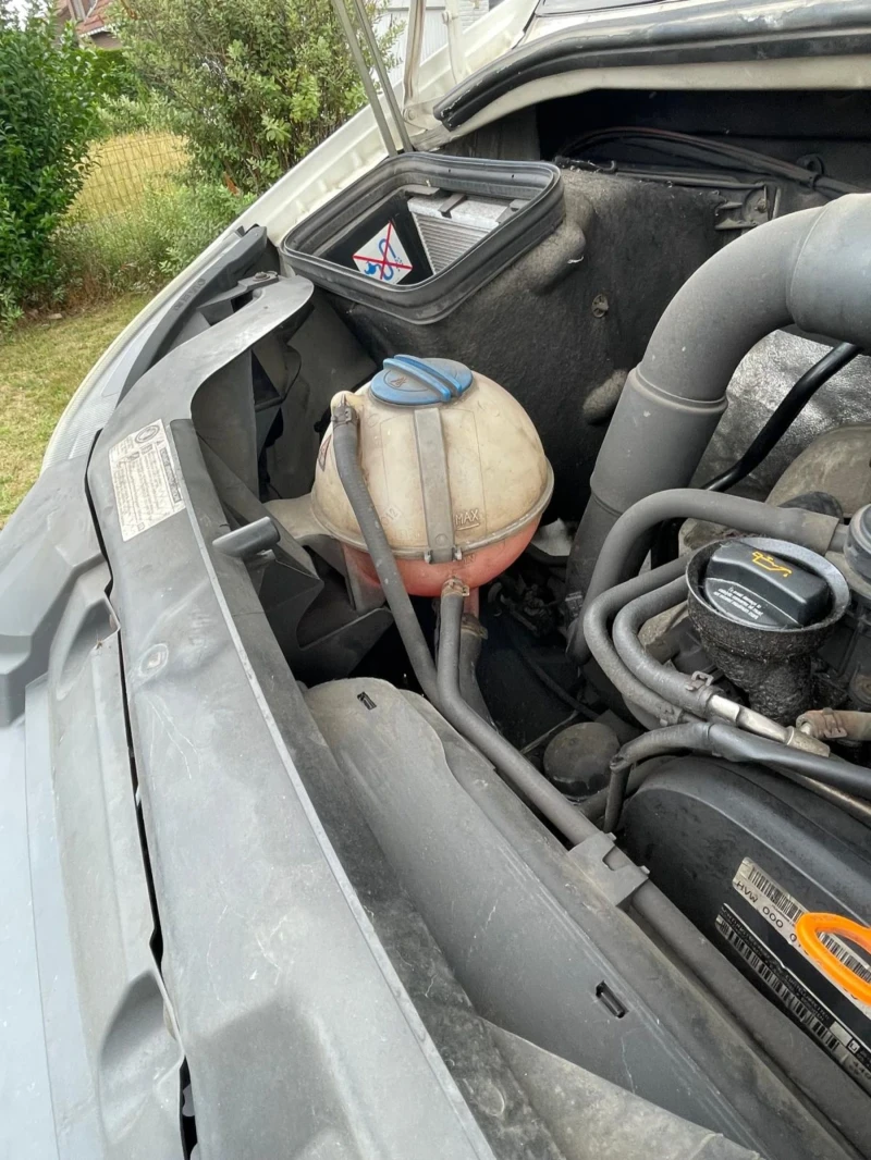 VW Crafter 2.5 TDI 136HP МАКСИ, снимка 8 - Бусове и автобуси - 52310670