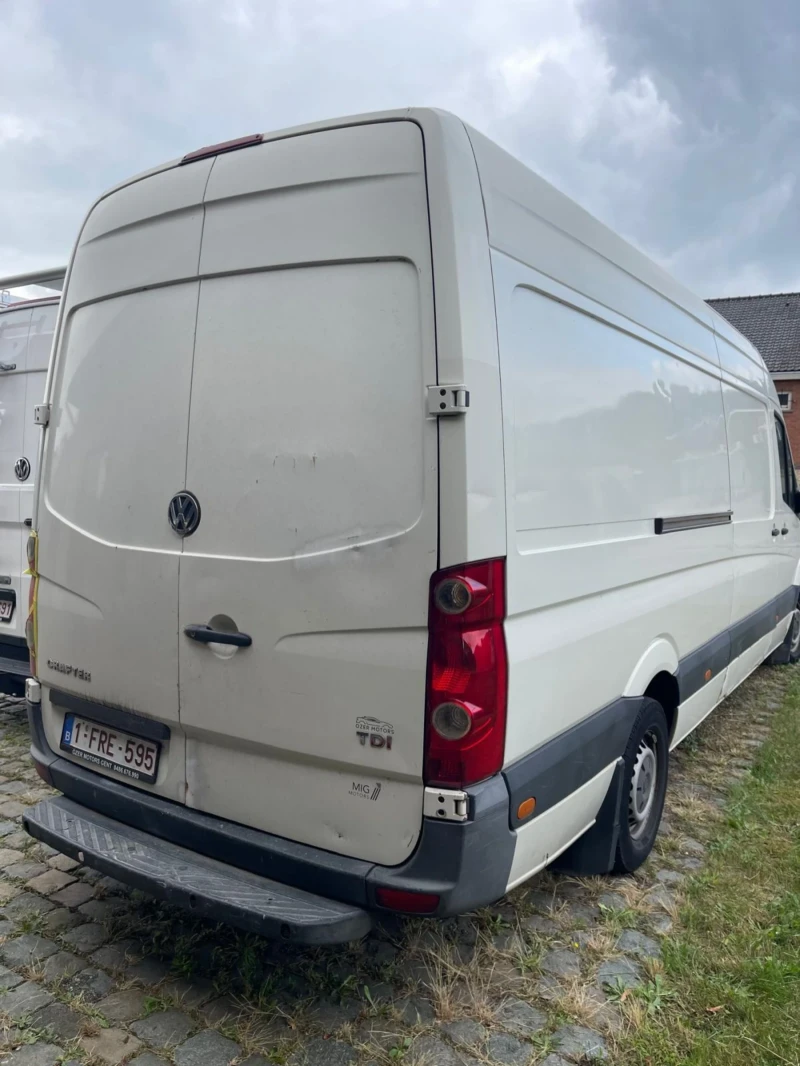 VW Crafter 2.5 TDI 136HP МАКСИ, снимка 4 - Бусове и автобуси - 52310670