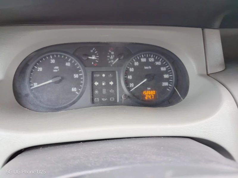 Opel Vivaro 1.9 TDI , снимка 4 - Бусове и автобуси - 52588821