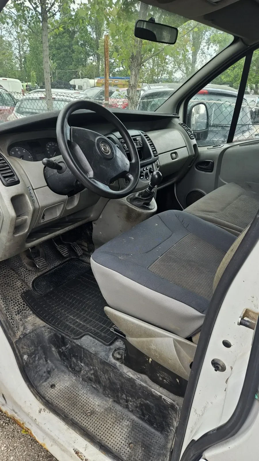 Opel Vivaro 2.0dti.maxi.115ks.klima - изображение 7