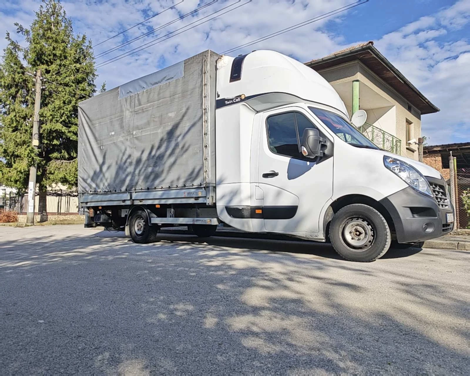 Renault Master, снимка 2 - Бусове и автобуси - 54511678