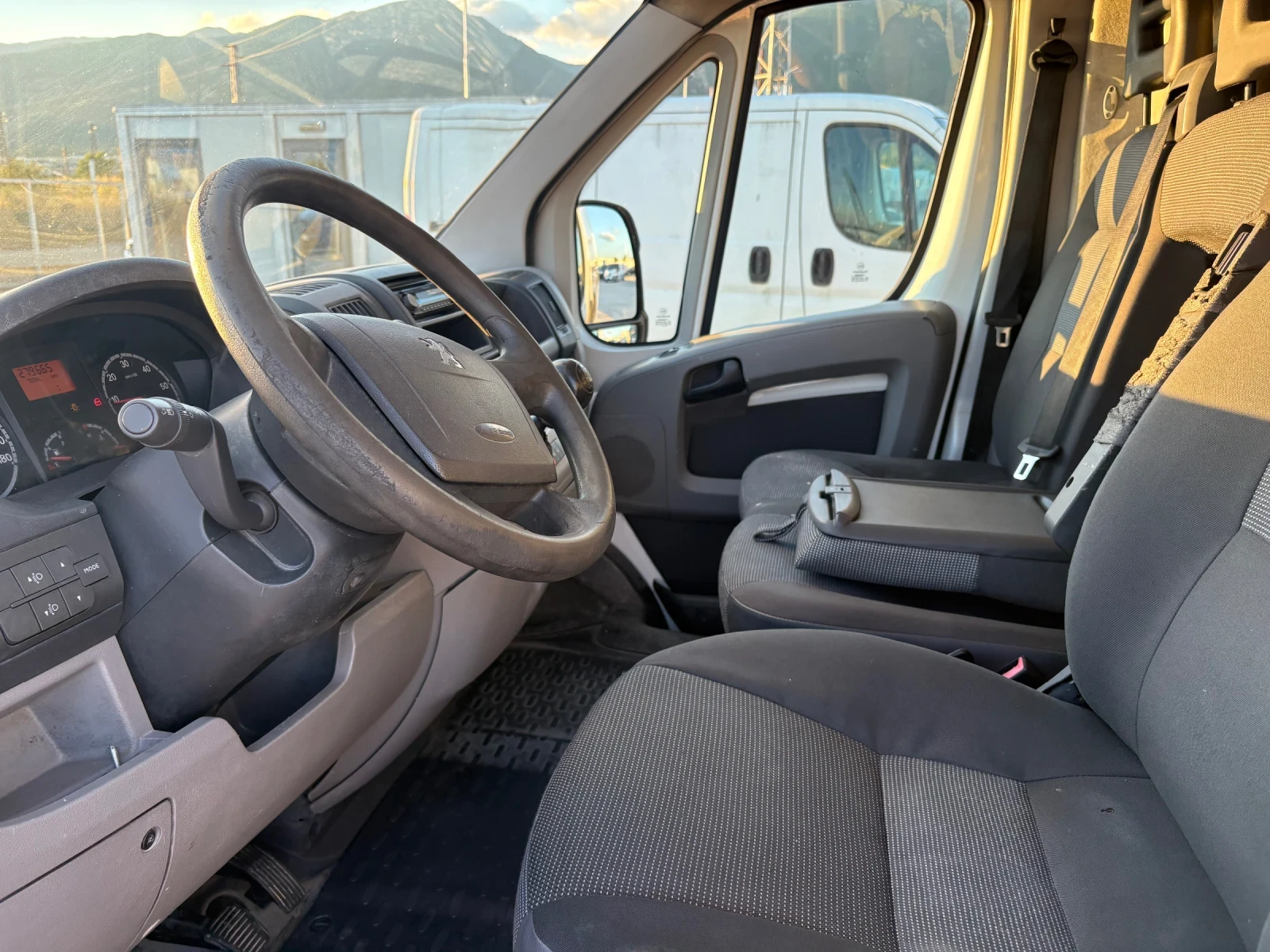 Peugeot Boxer, снимка 7 - Бусове и автобуси - 54904176