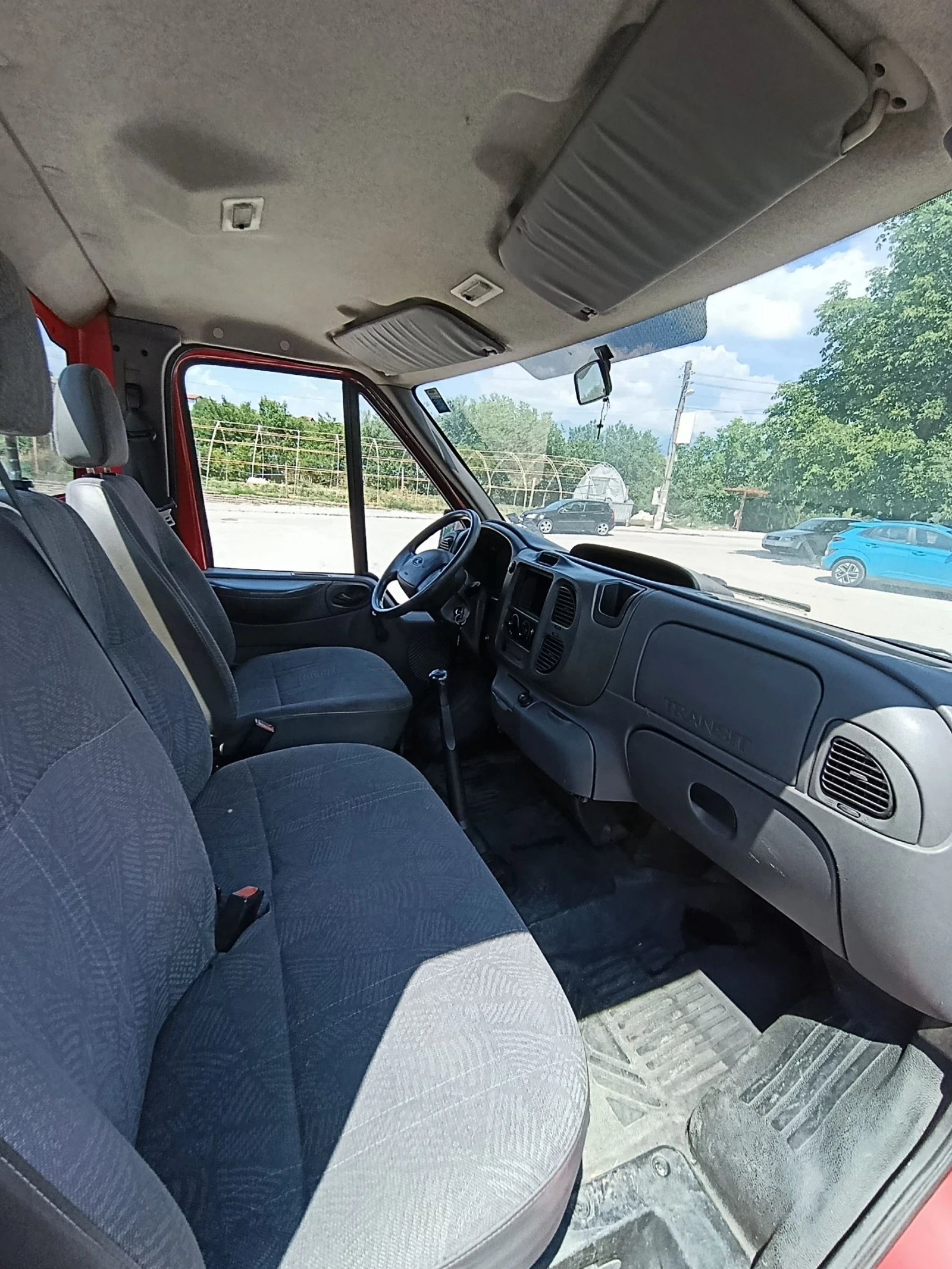 Ford Transit 2.4 90 коня , снимка 13 - Бусове и автобуси - 54999134