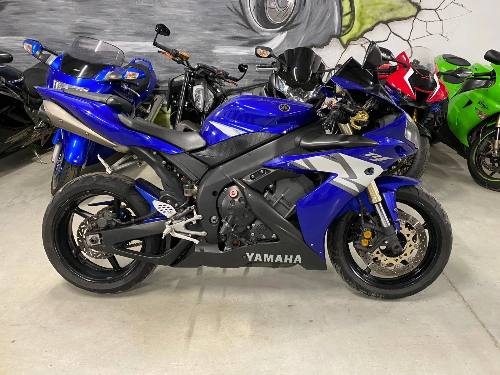 Yamaha YZF-R1 R1 - изображение 2