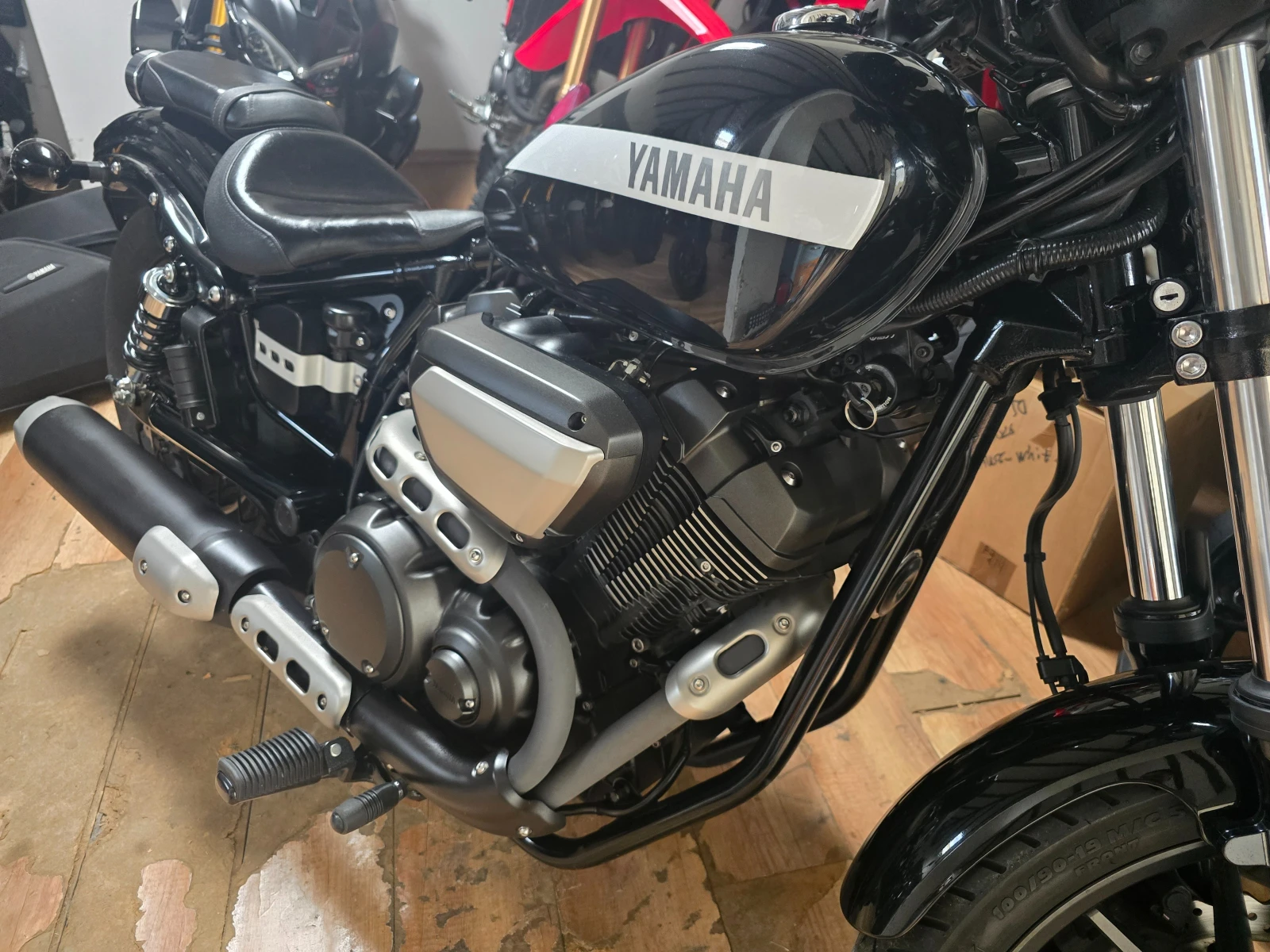 Yamaha Bolt XVS950R ABS, снимка 4 - Мотоциклети и мототехника - 56107449