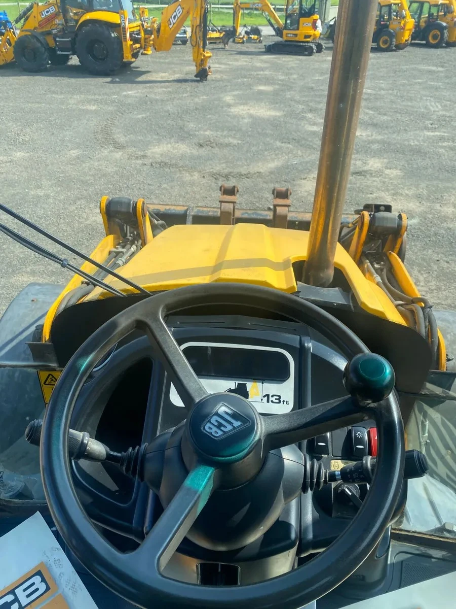 Багер JCB 3CX Contractor, снимка 15 - Индустриална техника - 54738442