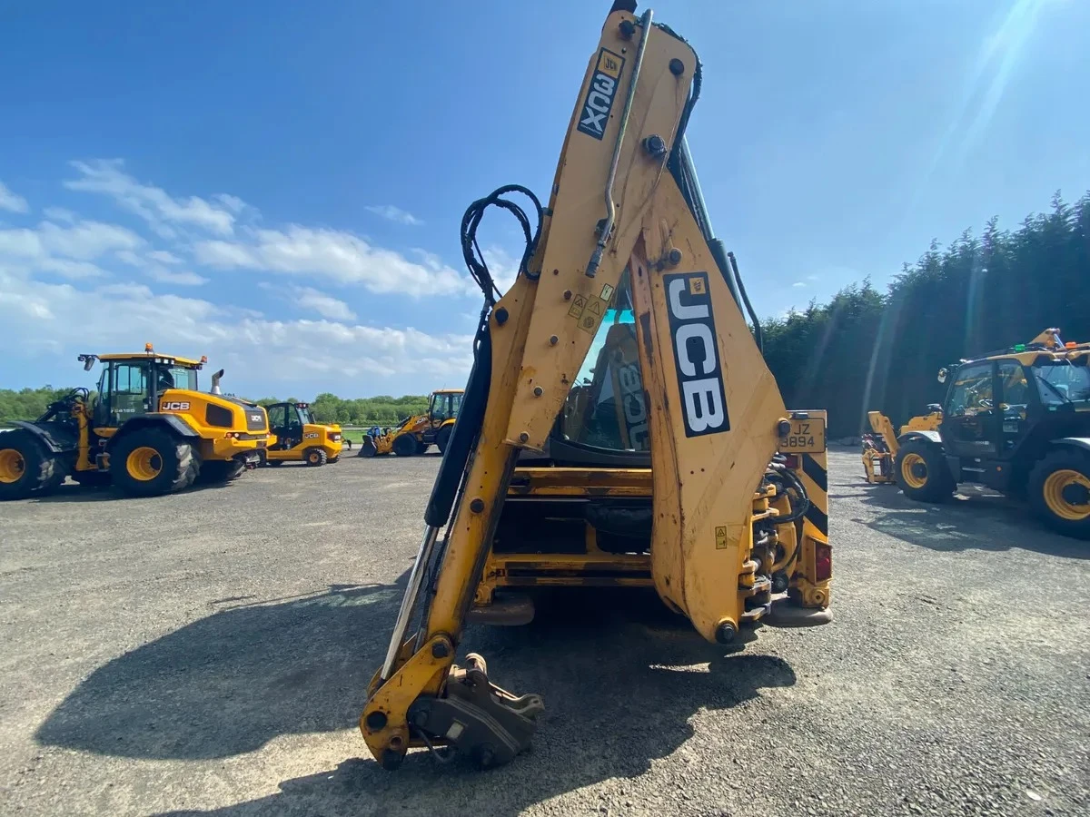 Багер JCB 3CX Contractor, снимка 3 - Индустриална техника - 54738442