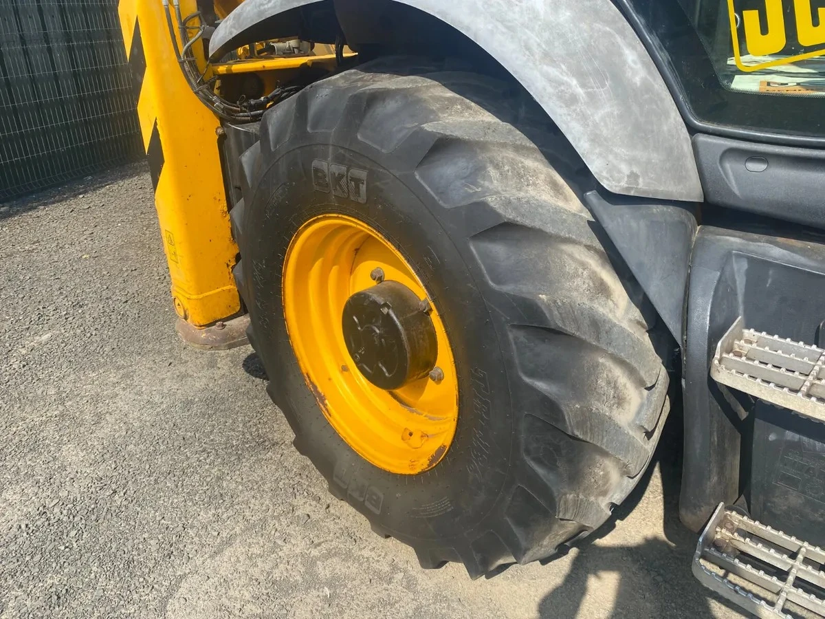 Багер JCB 3CX Contractor, снимка 9 - Индустриална техника - 54738442