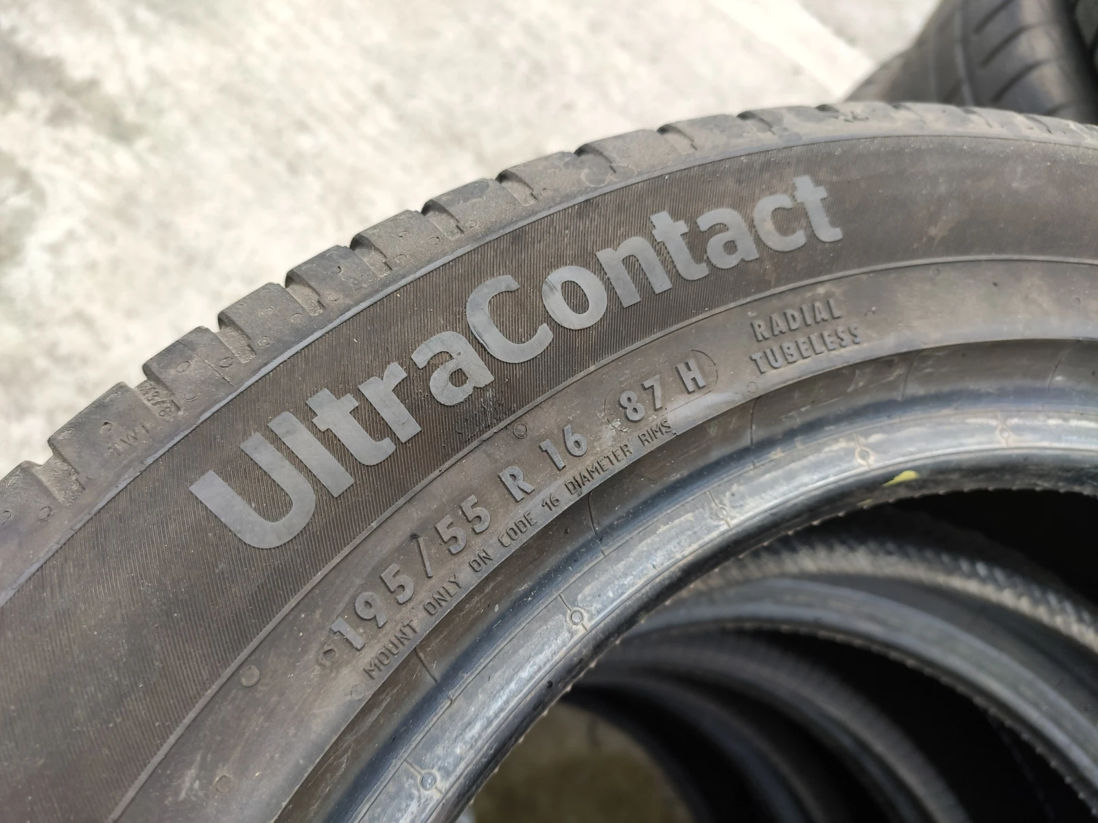 Гуми Летни 195/55R16, снимка 4 - Гуми и джанти - 54634736