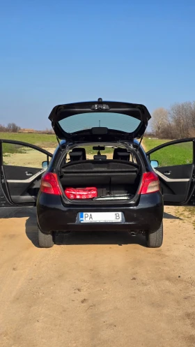 Toyota Yaris Toyta Yaris 1.3 VVT-i * климатик* , снимка 7