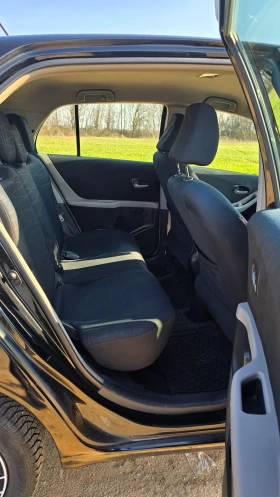 Toyota Yaris Toyta Yaris 1.3 VVT-i * климатик* , снимка 10